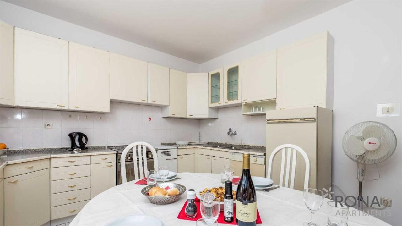 Rona Apartments Ani Ičići 외부 사진