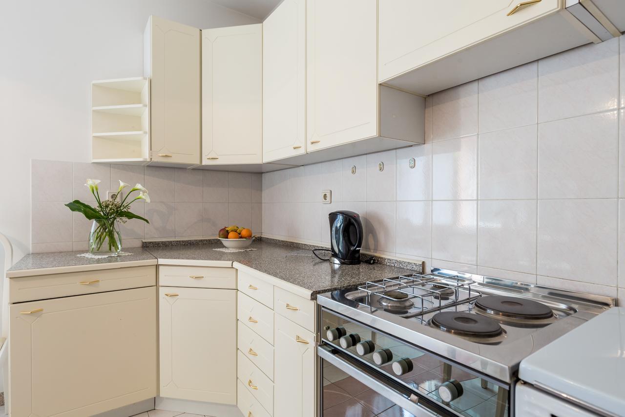 Rona Apartments Ani Ičići 외부 사진