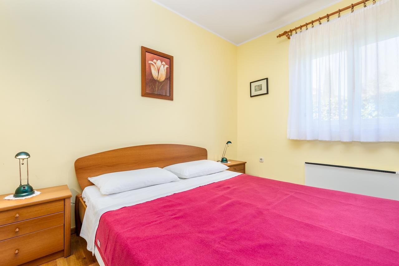 Rona Apartments Ani Ičići 외부 사진
