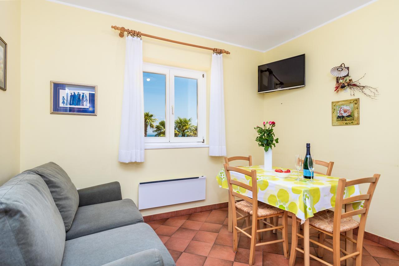Rona Apartments Ani Ičići 외부 사진
