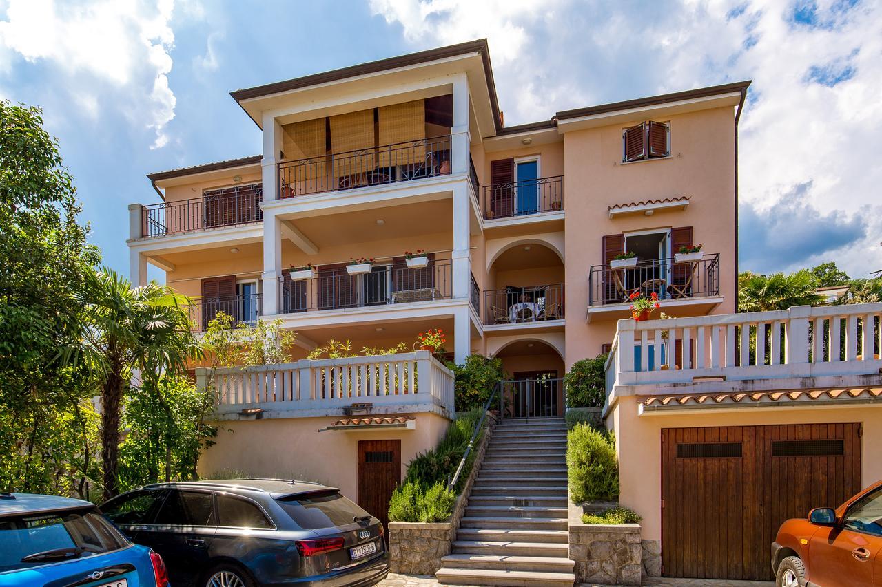 Rona Apartments Ani Ičići 외부 사진